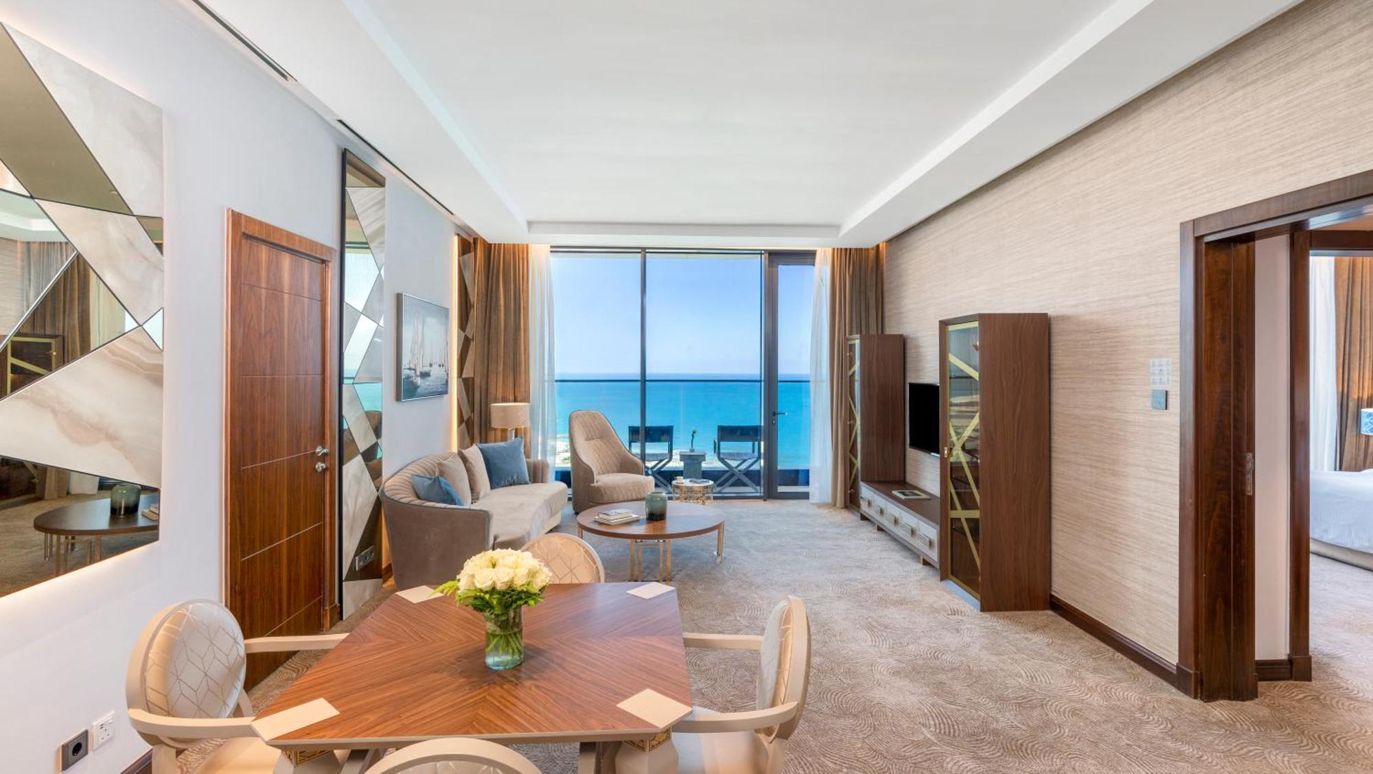 Rixos Premium Alamein El Alamein Habitación foto A suite at the hotel
